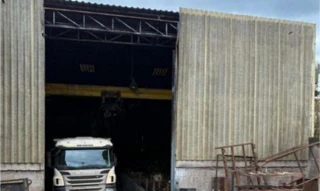 Imóvel 2822711 [''] - ['uma área de terras medindo 360,00m2, dividindo pela frente com a Rua do Andrade, lados e fundos com sucessores de Dirceu Brasiliano da Fonseca, situado em Carneirinhos, João Monlevade/MG'] ['José Elói'] - ['João Monlevade']/['MG'] - 1