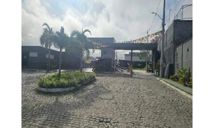 Imóvel 2514813 - TRAVESSA CHACARA MIRINEU,N. 600 CS 52, SANTO ANTONIO DOS PRAZERES - CEP: 44071-776, FEIRA DE SANTANA - BAHIA