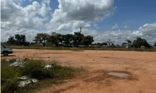 Imóvel 2746694 [''] - ['Lote de terras urbano nº 329 - Desd. (antiga parte do lote nº 250), da Quadra nº 466 (antiga Quadra nº 190), Bairro Jóquei Clube, Zona 10, Frente com a Rua Corcel Negro'] ['Jóquei Clube'] - ['Boa Vista']/['RR'] - 1