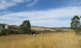 Imóvel 2771798 [''] - ['entroncamento da estrada vicinal Padre José Kentenich com uma estrada secundária'] [''] - ['Poços De Caldas']/['MG'] - 1